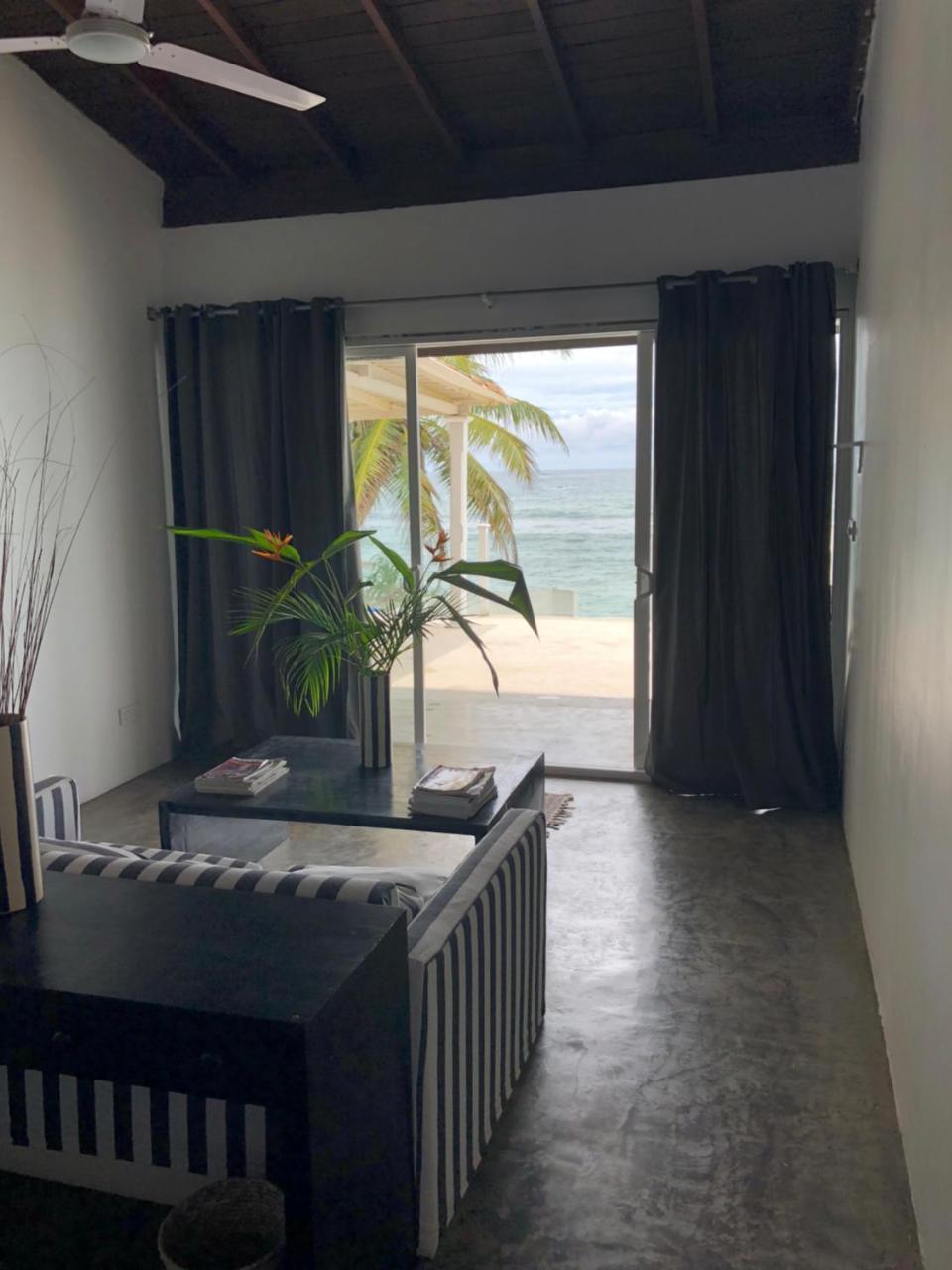אונה ואטונה Galle Henna Beach House מראה חיצוני תמונה